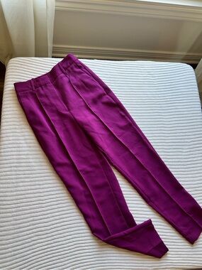 Zara Magenta Purple Pleated Tapered Trousers XS Cuffed Hem Suiting Pants NWOT